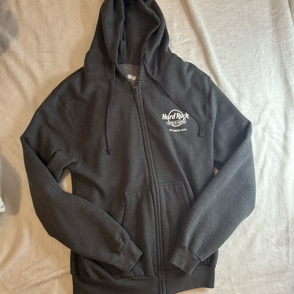 Hard rock zip up hoodie. Size medium.